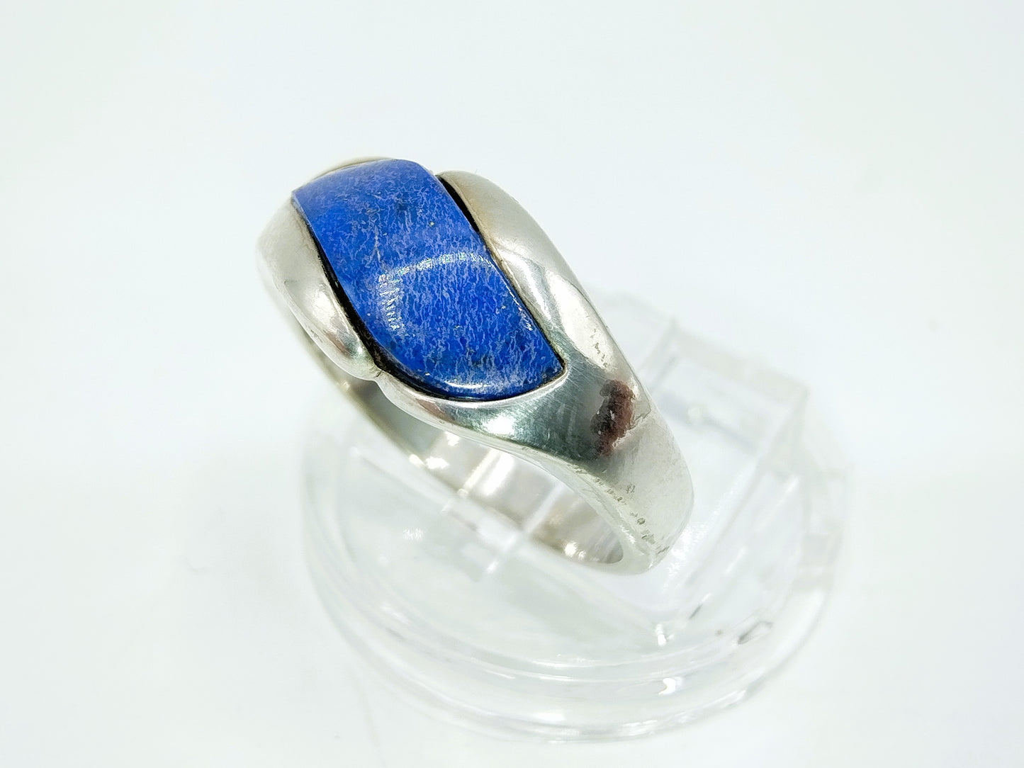 Zilveren ring met lapis lazuli, 16 mm