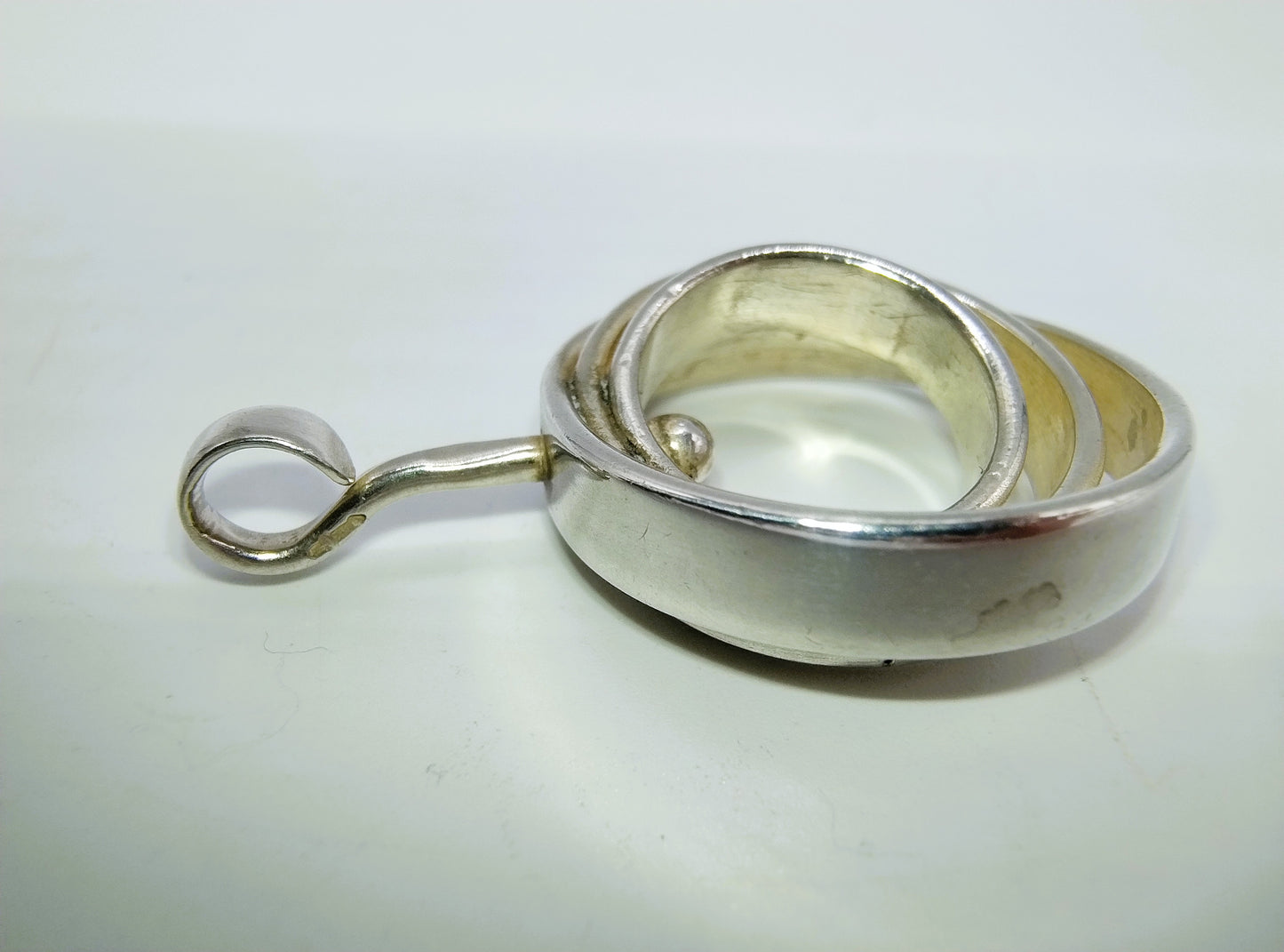 Zilveren designhanger