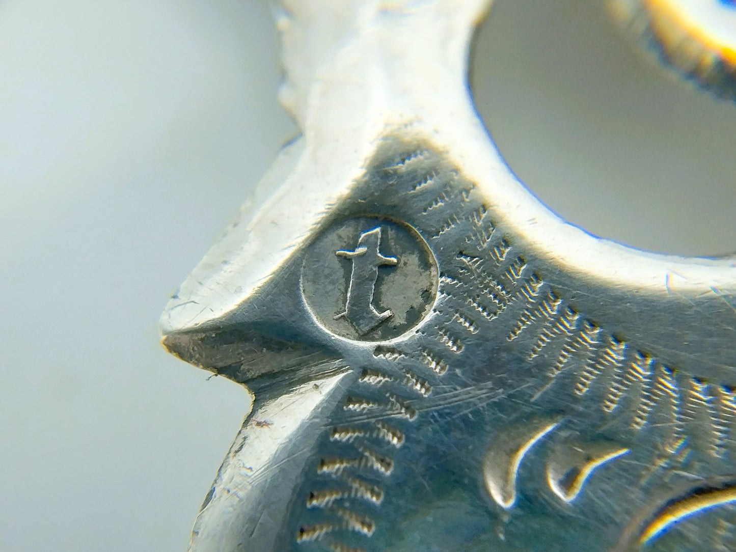 Zilveren bijbelslot armband, A.J. Nobel, Schoonhoven, 1878