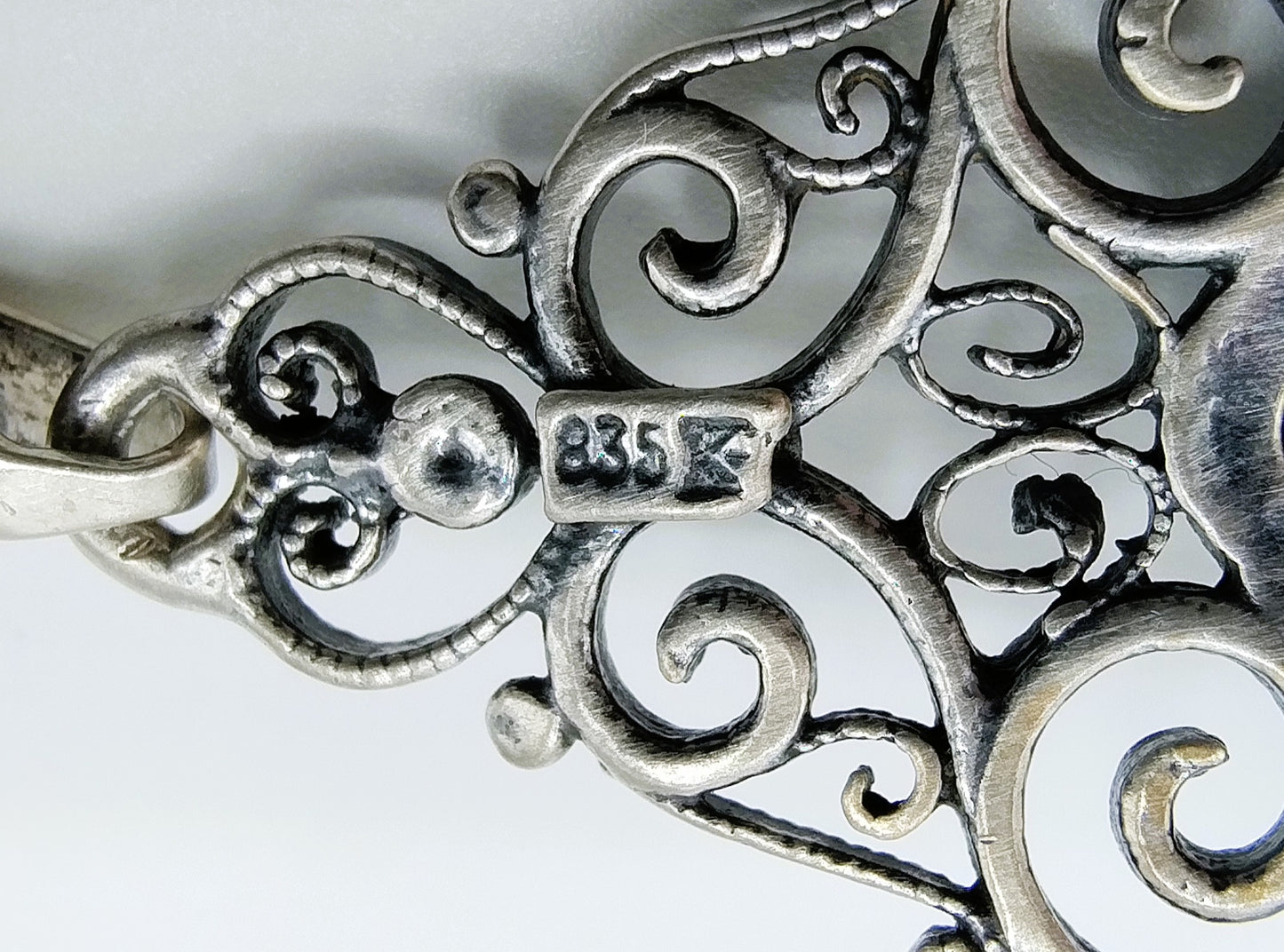 Vintage zlveren hanger met granaat, 835