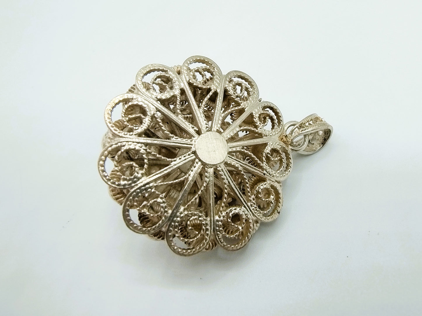 Zilveren Zeeuwse knop hanger