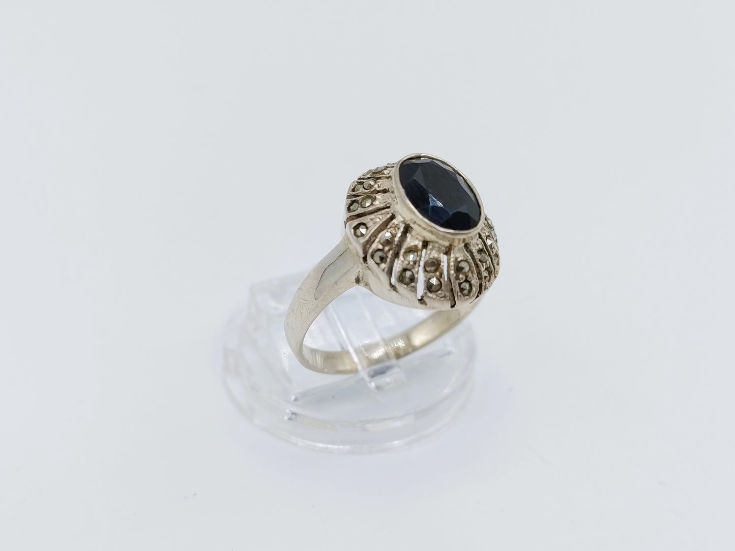 Zilveren ring met git en markasieten, 18 mm