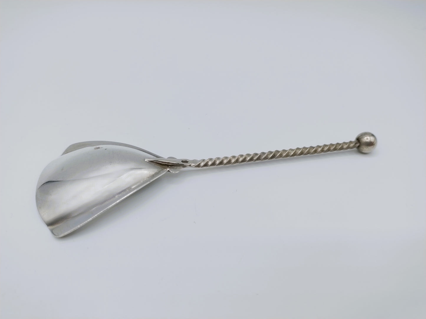 Zilveren suikerlepel, Fa. Gelderblom, Schoonhoven, 20e eeuws