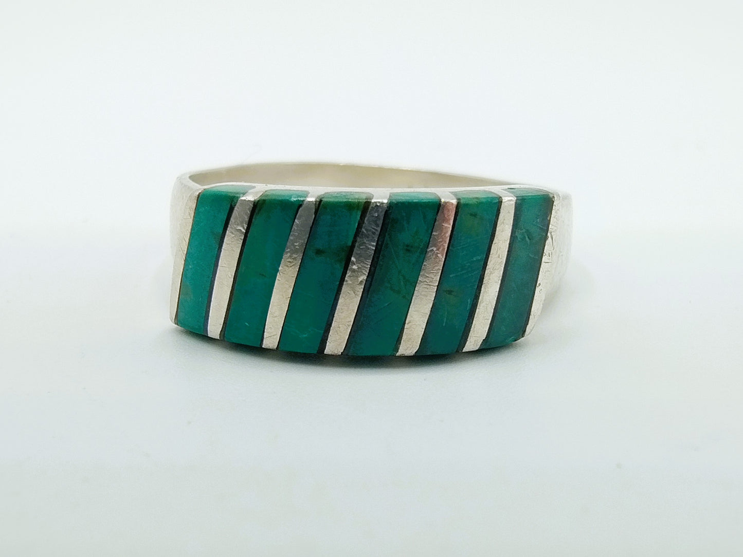 Zilveren ring met malachiet, 17,5 mm
