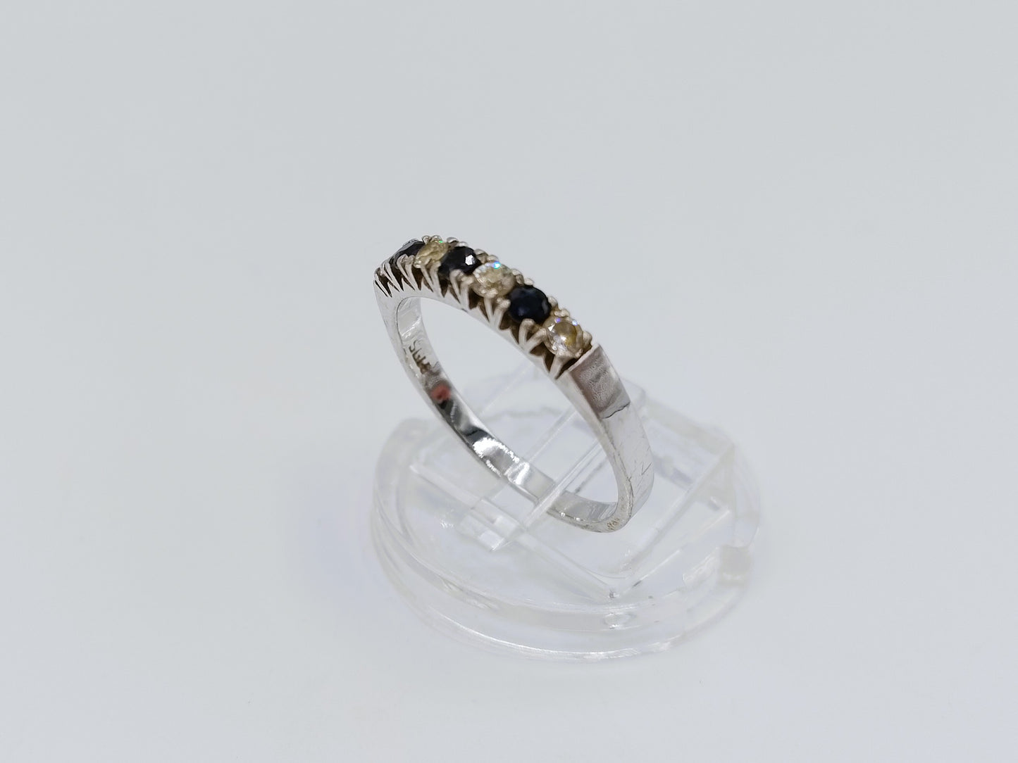 Zilveren rijring met safier en zirkonia, 19 mm