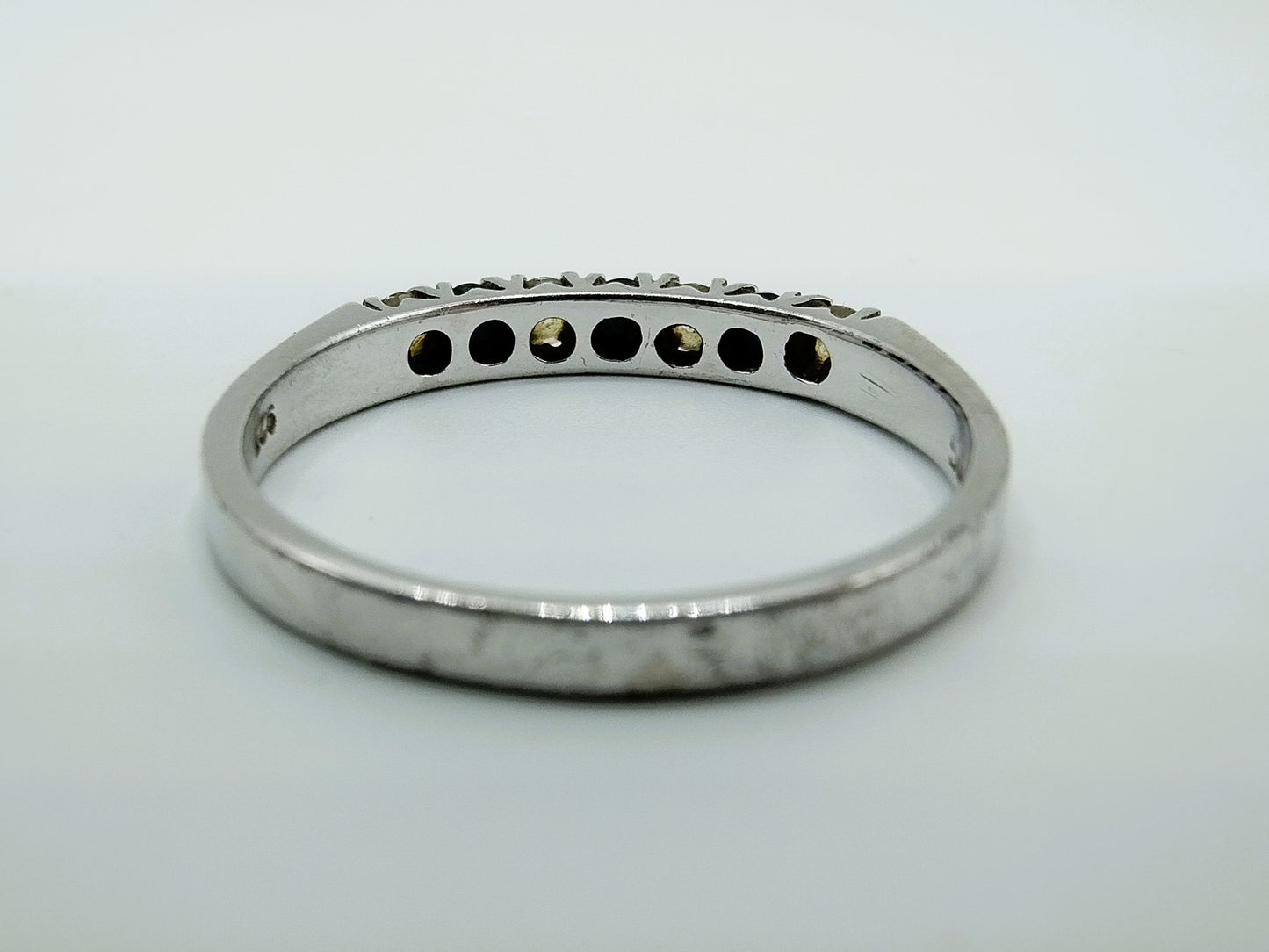 Zilveren rijring met safier en zirkonia, 19 mm