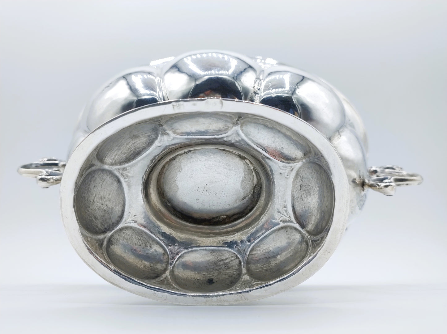Silberne Branntweinschale, W. Sevensteern, Groningen, 1695