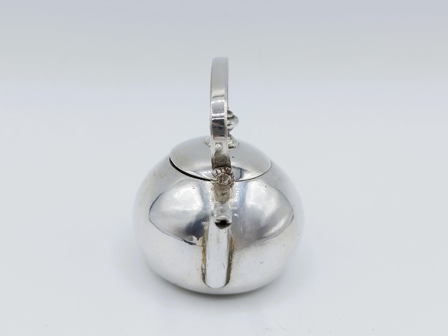 Zilveren miniatuur waterketel, J. Borduur, Amsterdam, 1754