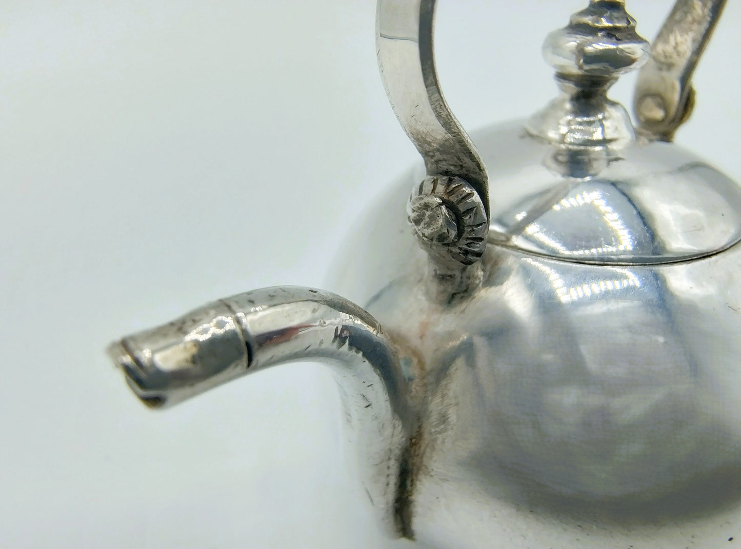 Zilveren miniatuur waterketel, J. Borduur, Amsterdam, 1754