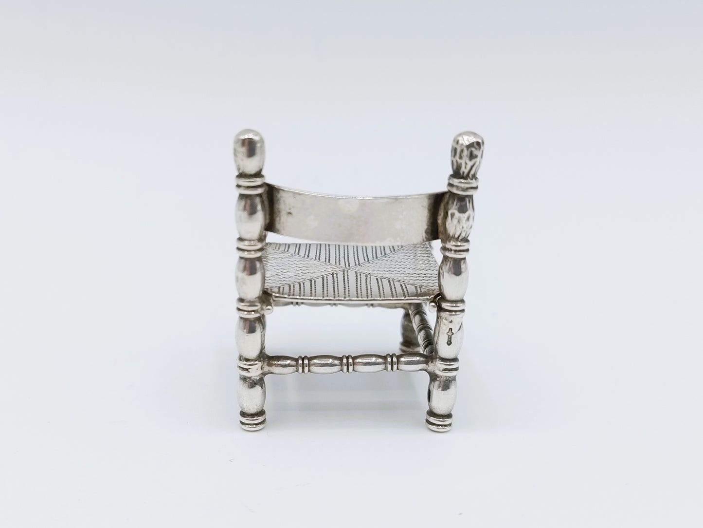 Zilveren miniatuur stoel, 20e eeuws