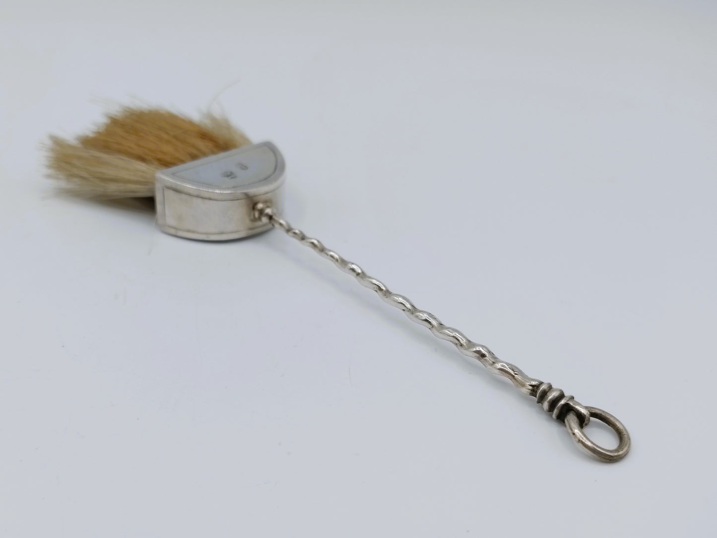 Zilveren miniatuur haardborstel, J. Borduur, Amsterdam, 1745