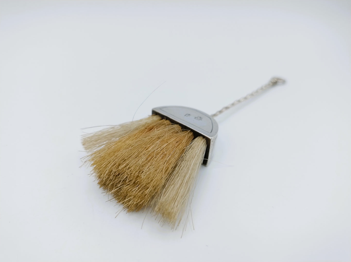 Zilveren miniatuur haardborstel, J. Borduur, Amsterdam, 1745
