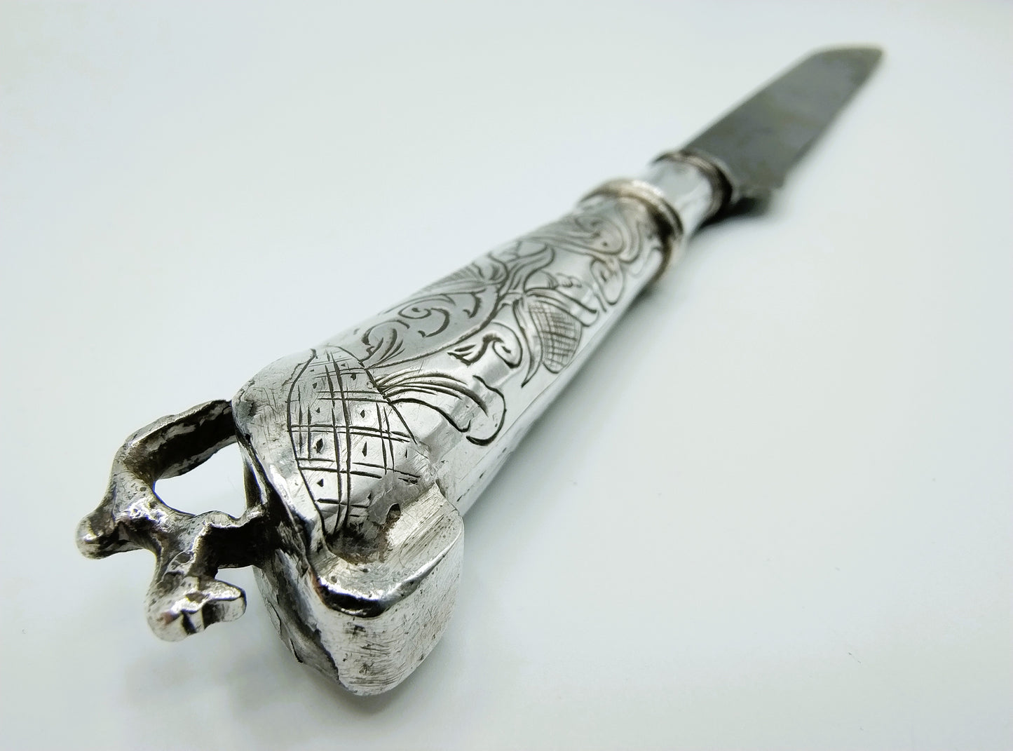 Silberner Messergriff mit Stahlklinge, J. Kuyper, Middelburg, 1750