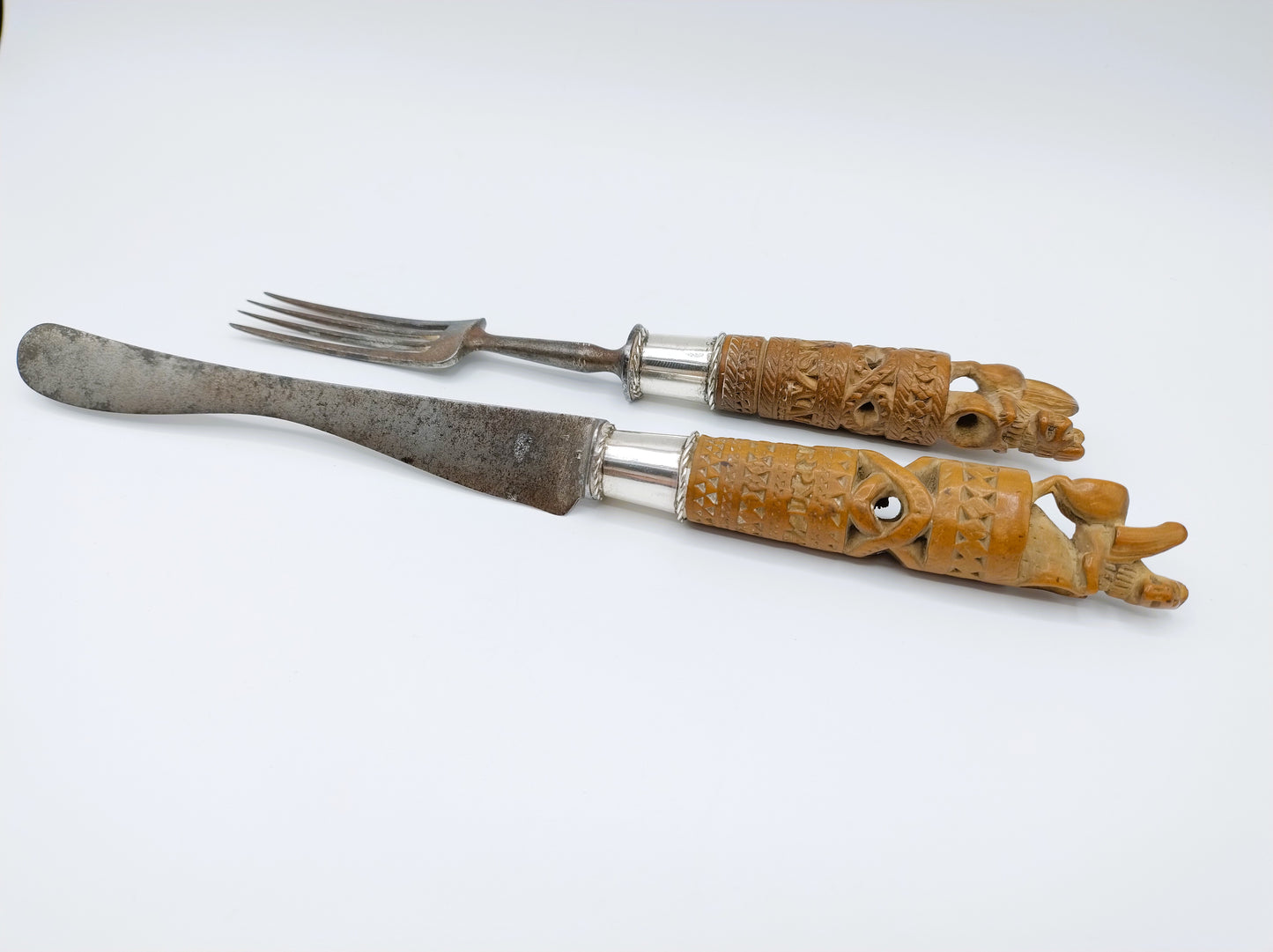 West Fries couvert, gestoken houten heften met zilver, 1867 / 1875