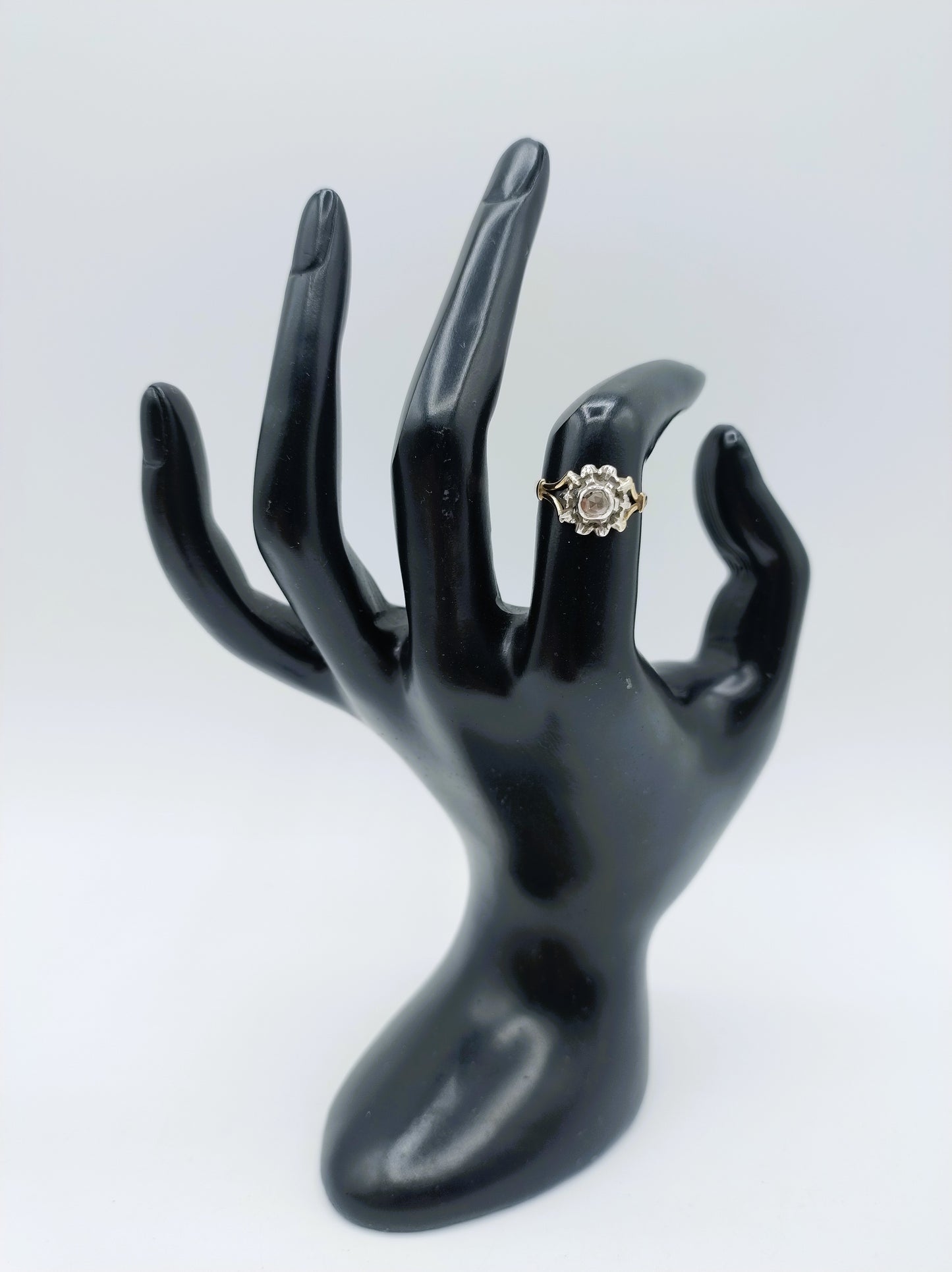 Goldring mit Rosendiamant, 16,5 mm