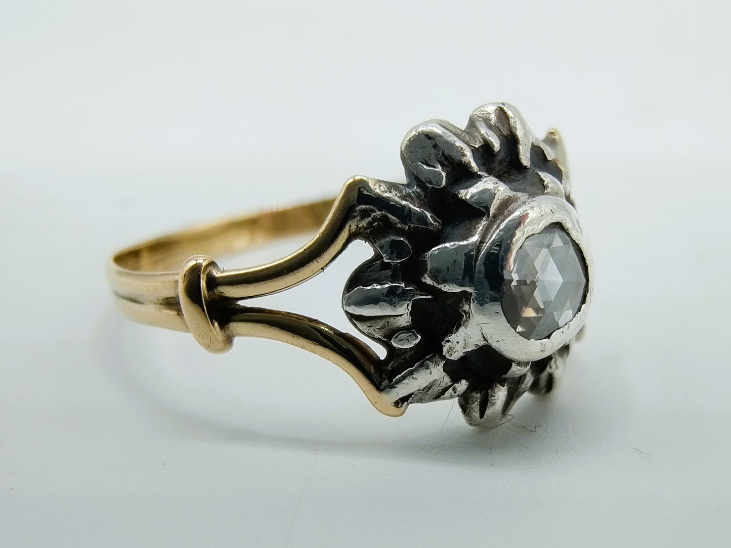 Goldring mit Rosendiamant, 16,5 mm