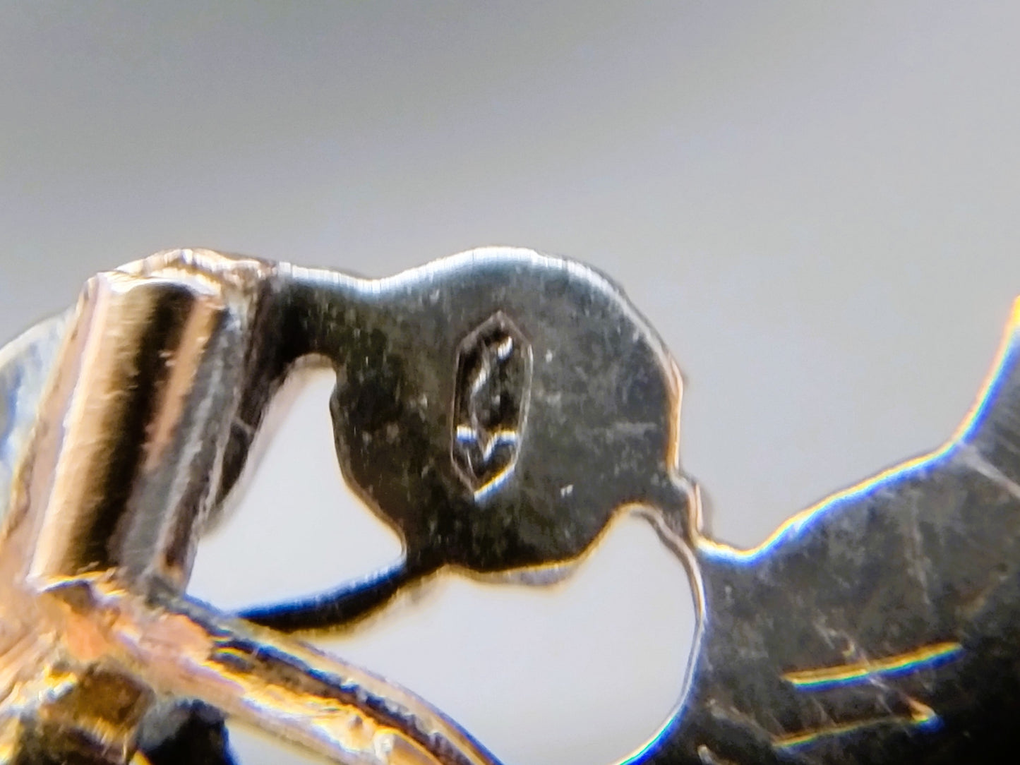 Silber-/Goldanhänger, besetzt mit 29 Diamanten im Rosenschliff, ca. 1850.