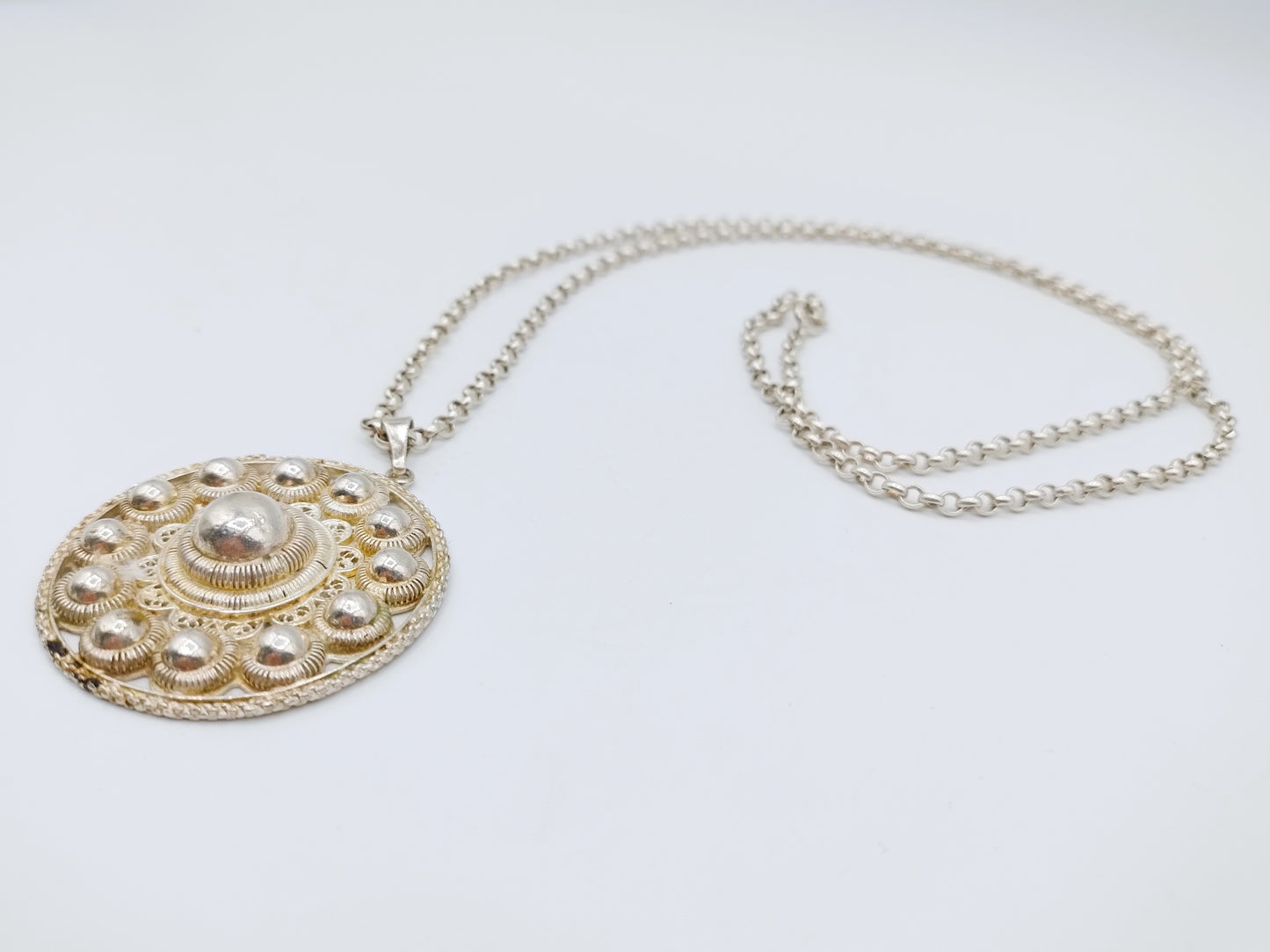 Zilveren jasseronketting met Zeeuwse knop hanger, 70 cm.