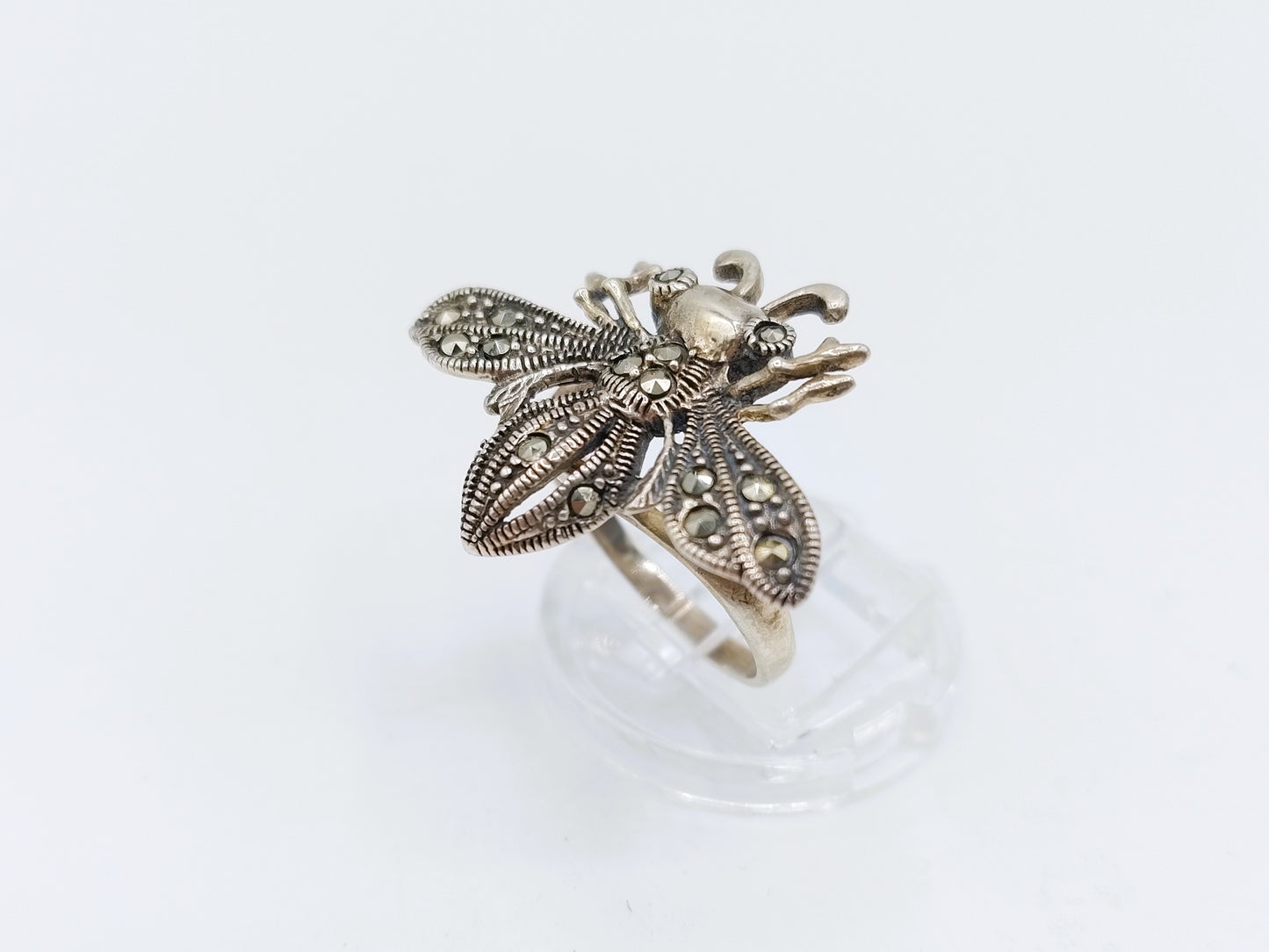 Zilveren ring, vlieg met markasieten, 19 mm