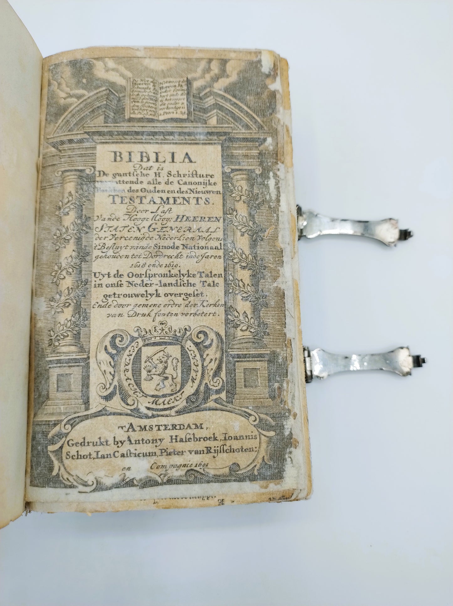 Bibel mit Silberverschlüssen, Amsterdam, 1691