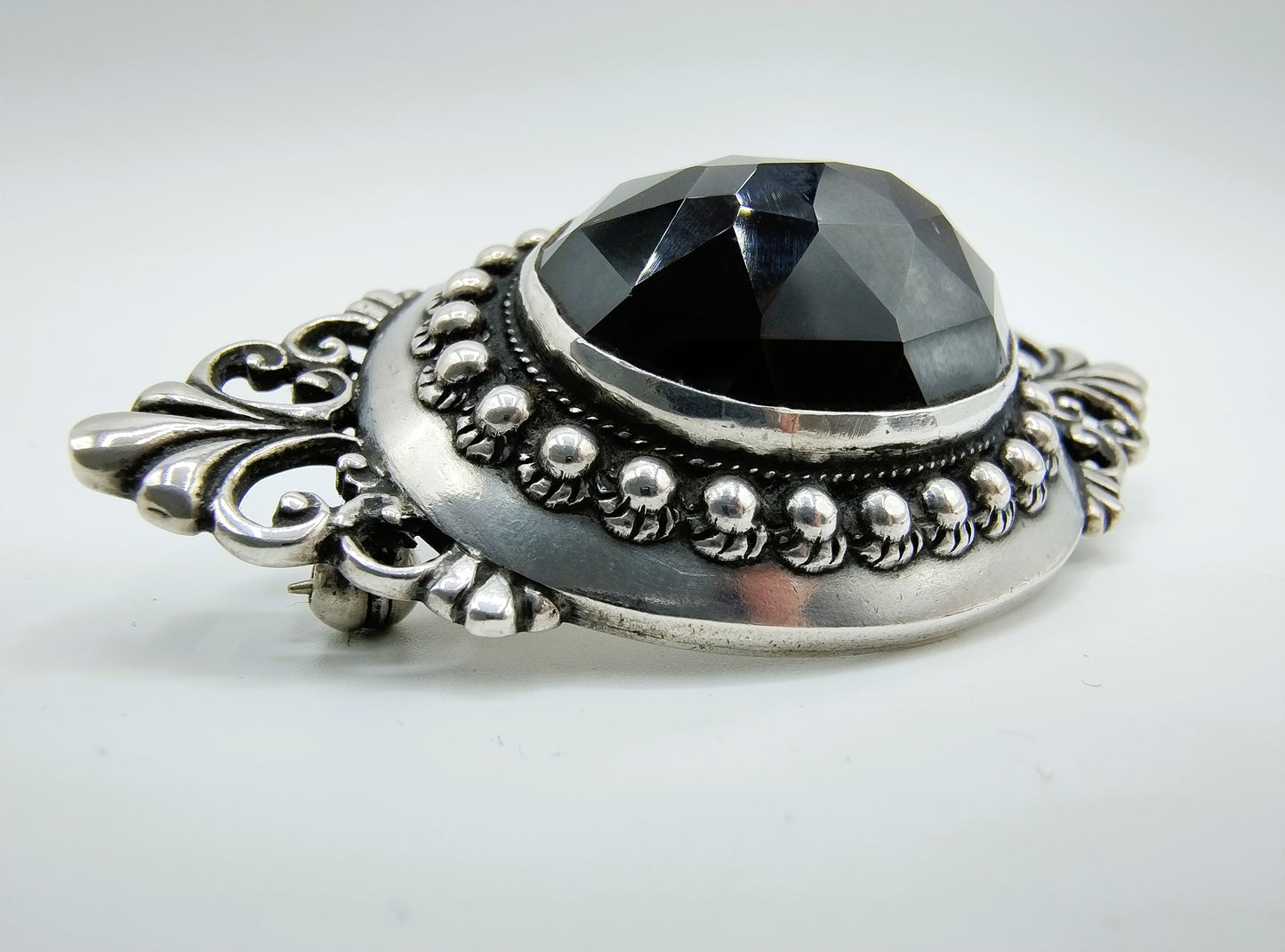 Jewelry set, silver bracelet, brooch and ring, Niekerk, Schoonhoven.
