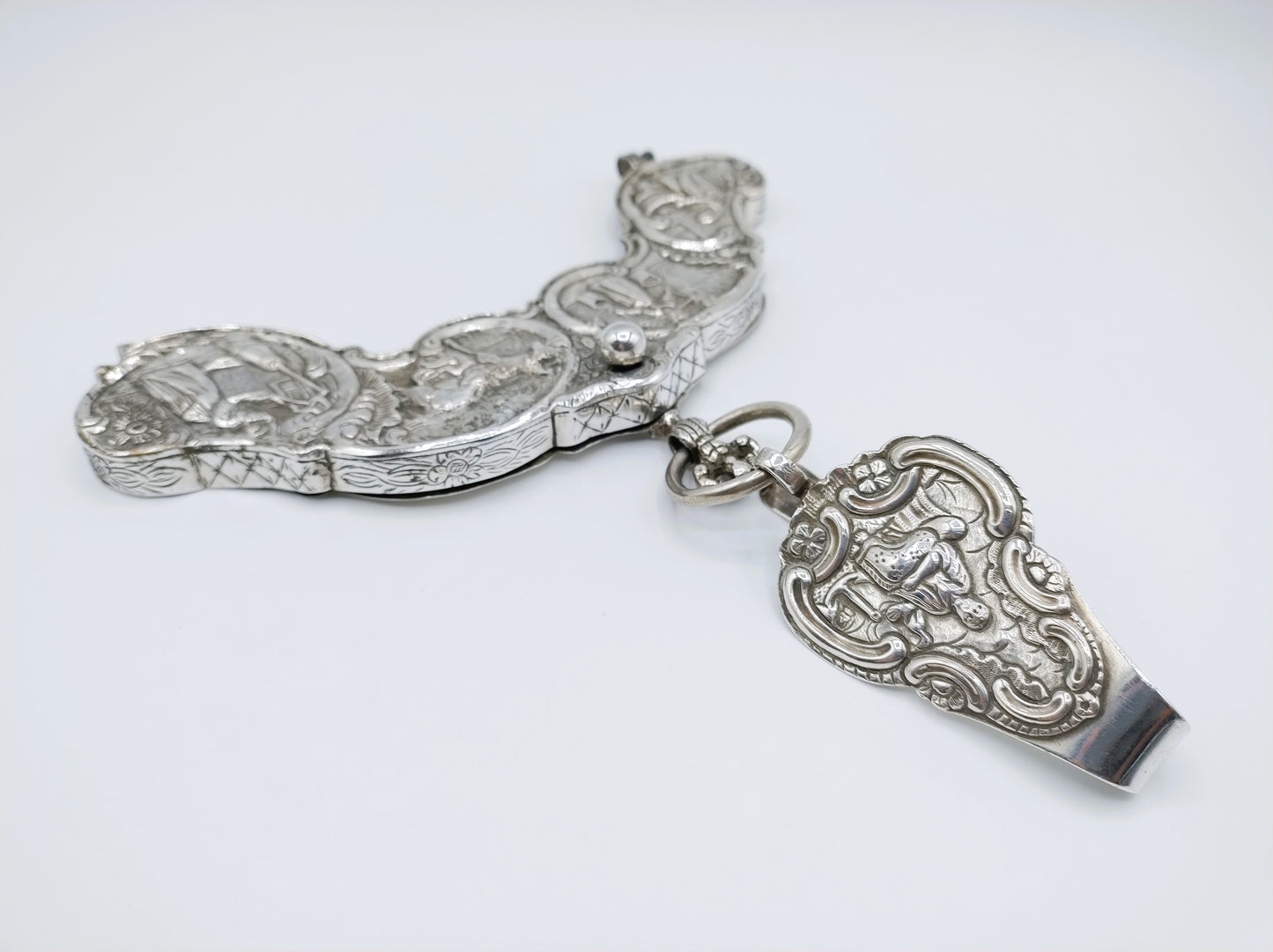 Zilveren tasbeugel met tashaak, R. Tania, Leeuwarden, ca. 1785