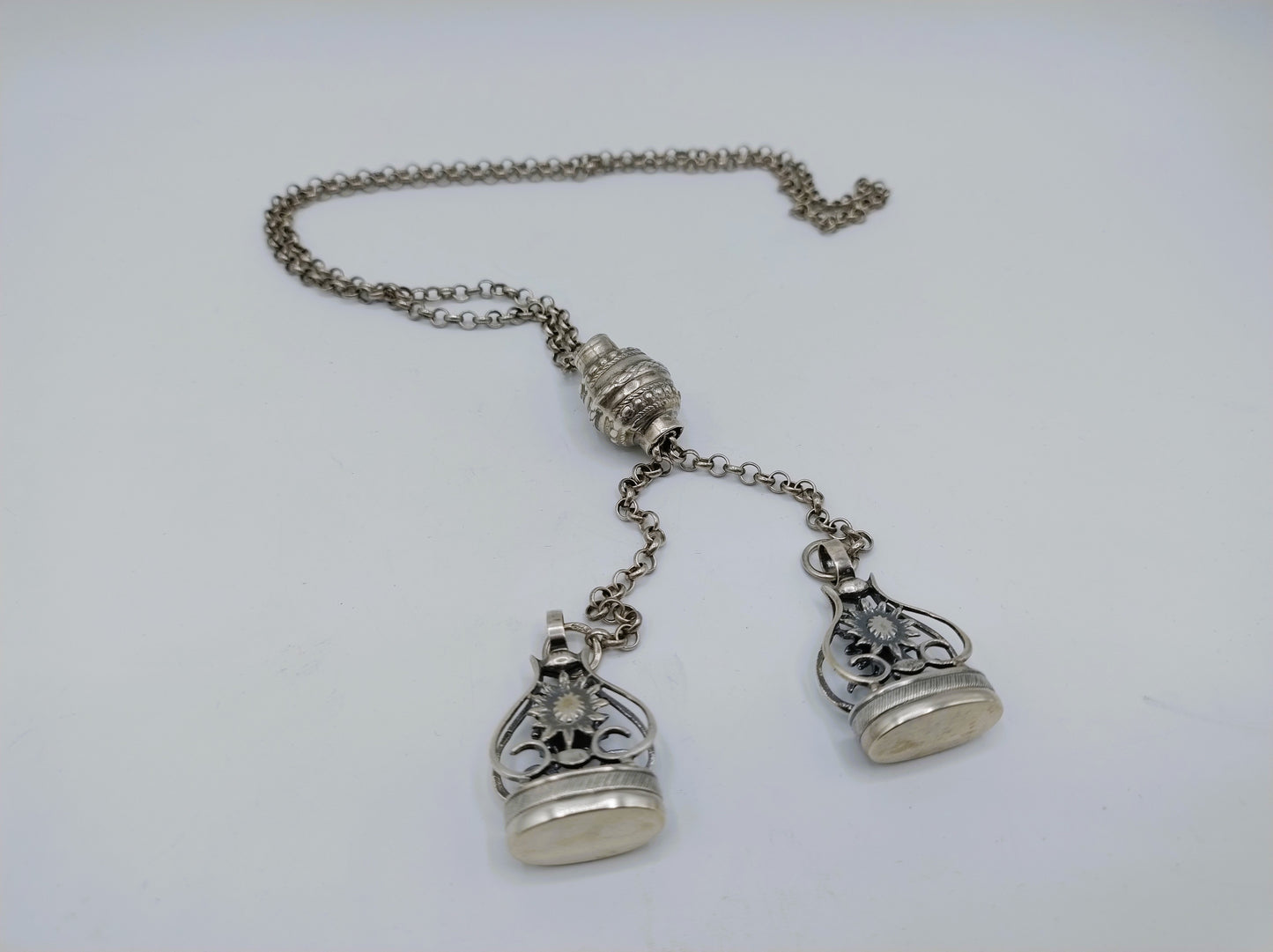 Zilveren heren chatelaine, Fa. Niekerk, Schoonhoven, 43 cm.