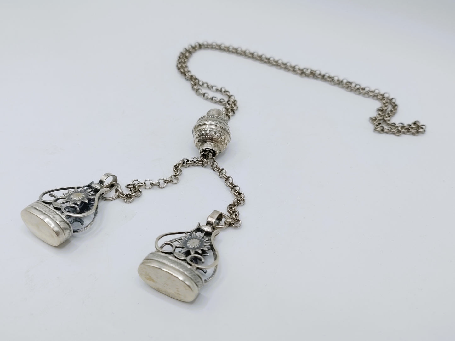 Zilveren heren chatelaine, Fa. Niekerk, Schoonhoven, 43 cm.