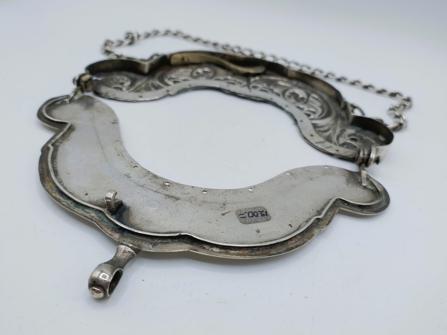 Zilveren tasbeugel met ketting, H.N. Hubert, Groningen, ca. 1790