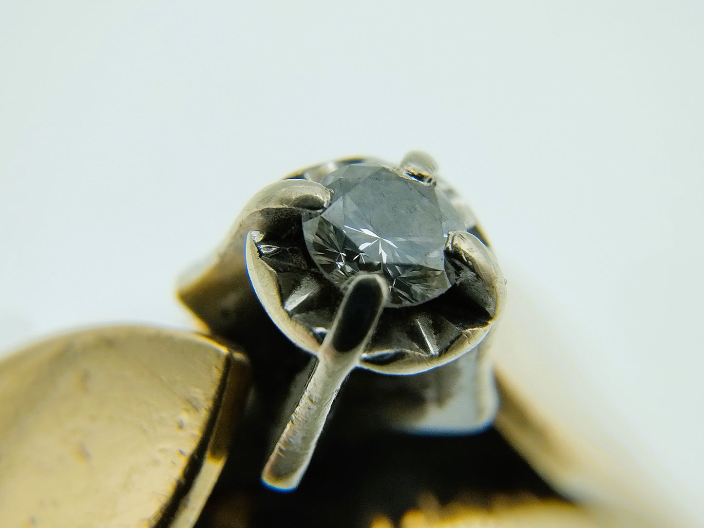 Gouden solitair ring met diamant, 0,07 ct, 17 mm