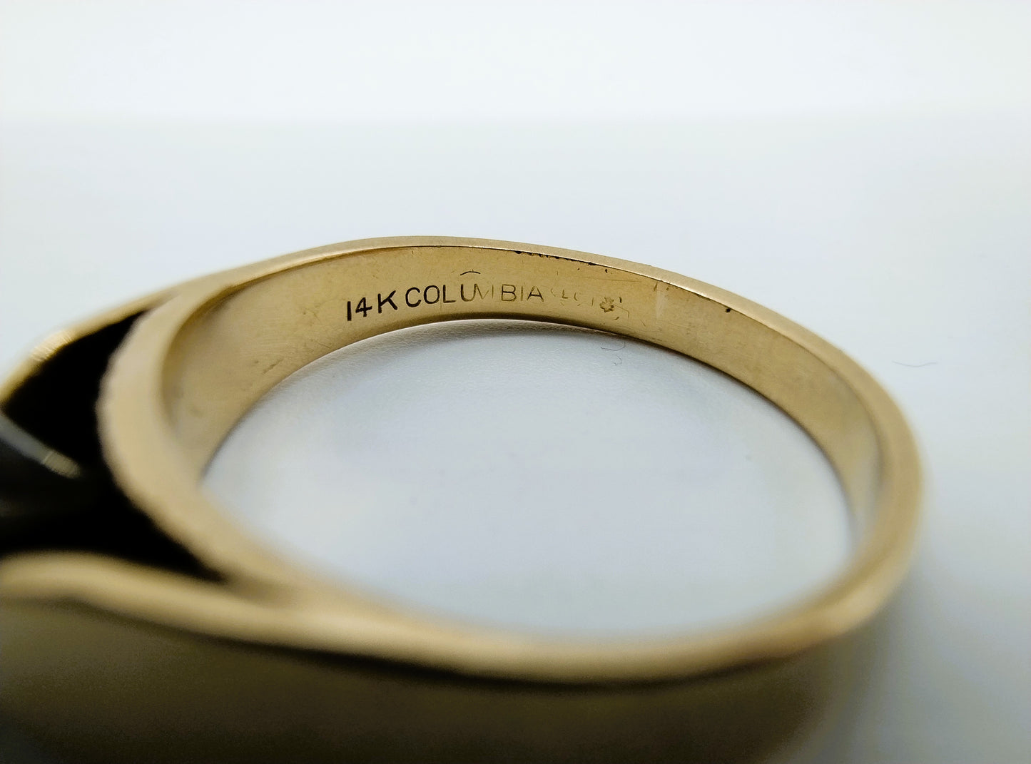Gouden solitair ring met diamant, 0,07 ct, 17 mm
