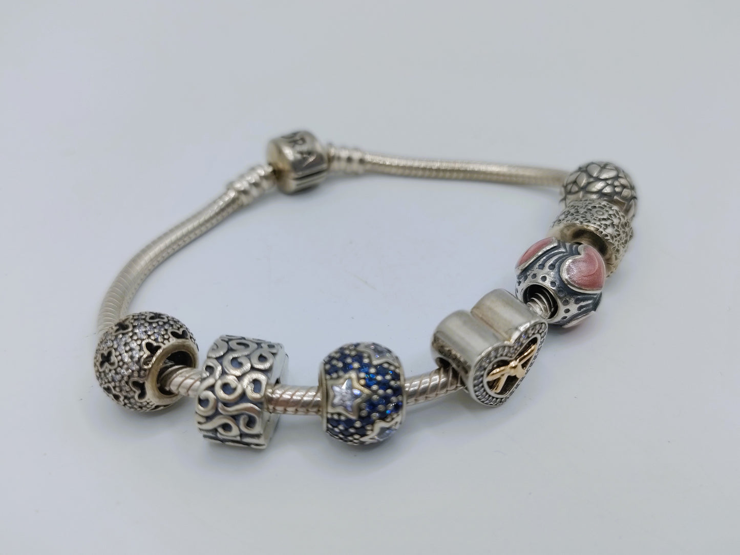 Zilveren pandora armband, 7 bedels, 18 cm