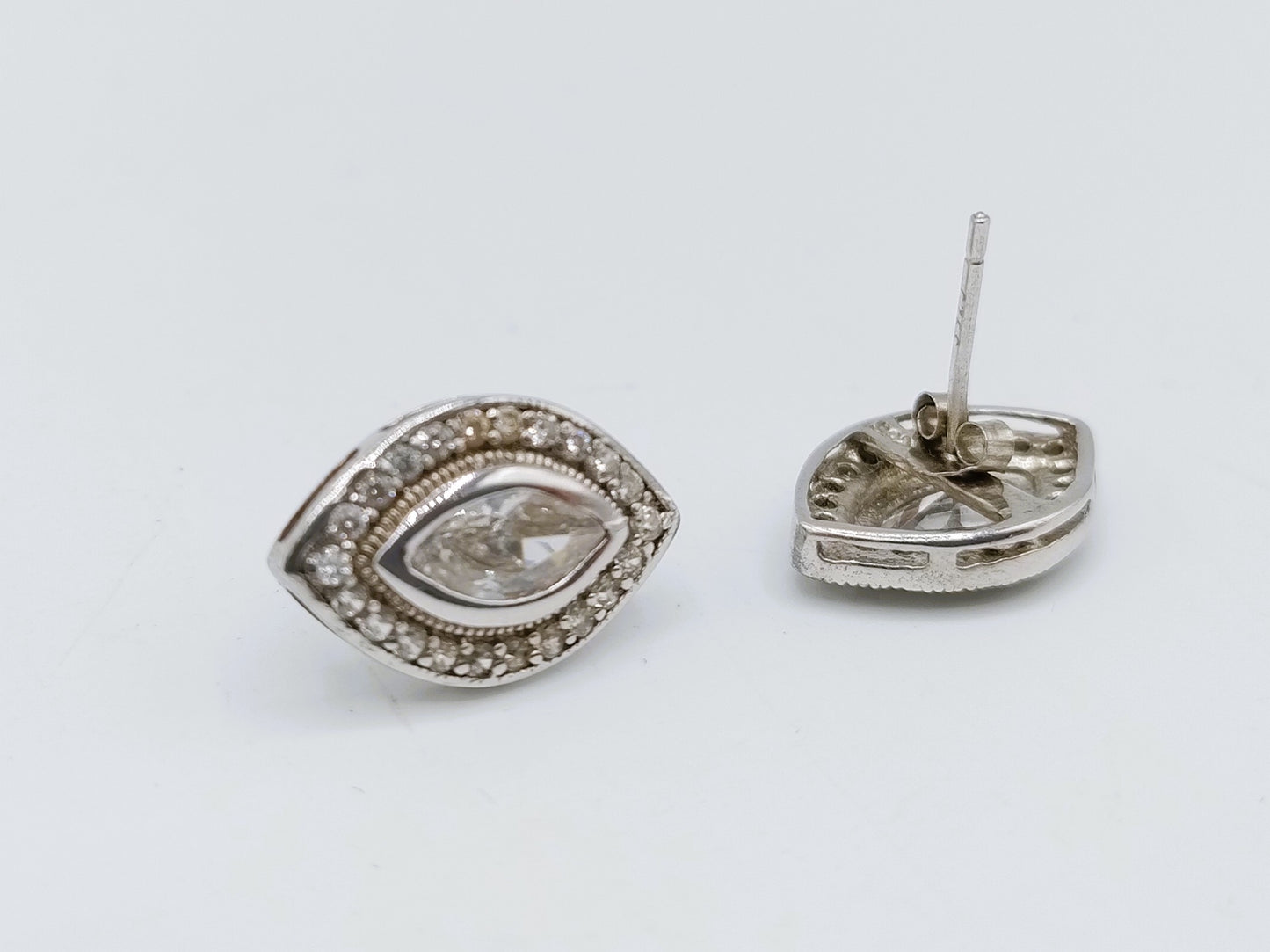 Zilveren oorbellen met zirkonia, 925