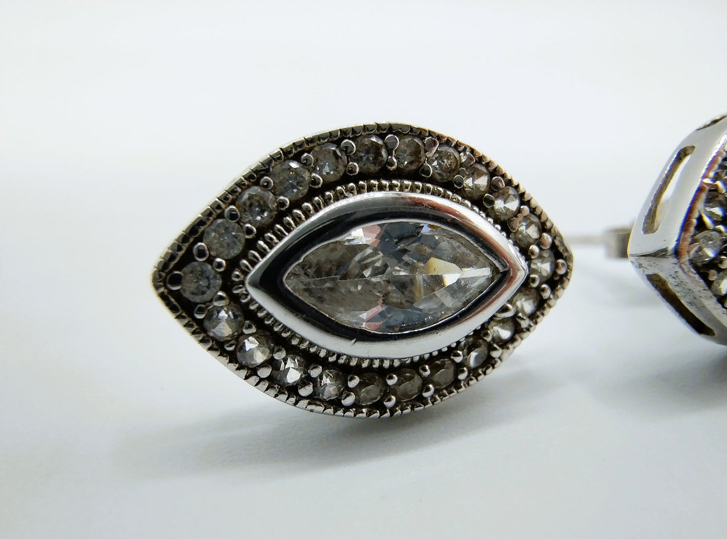 Zilveren oorbellen met zirkonia, 925