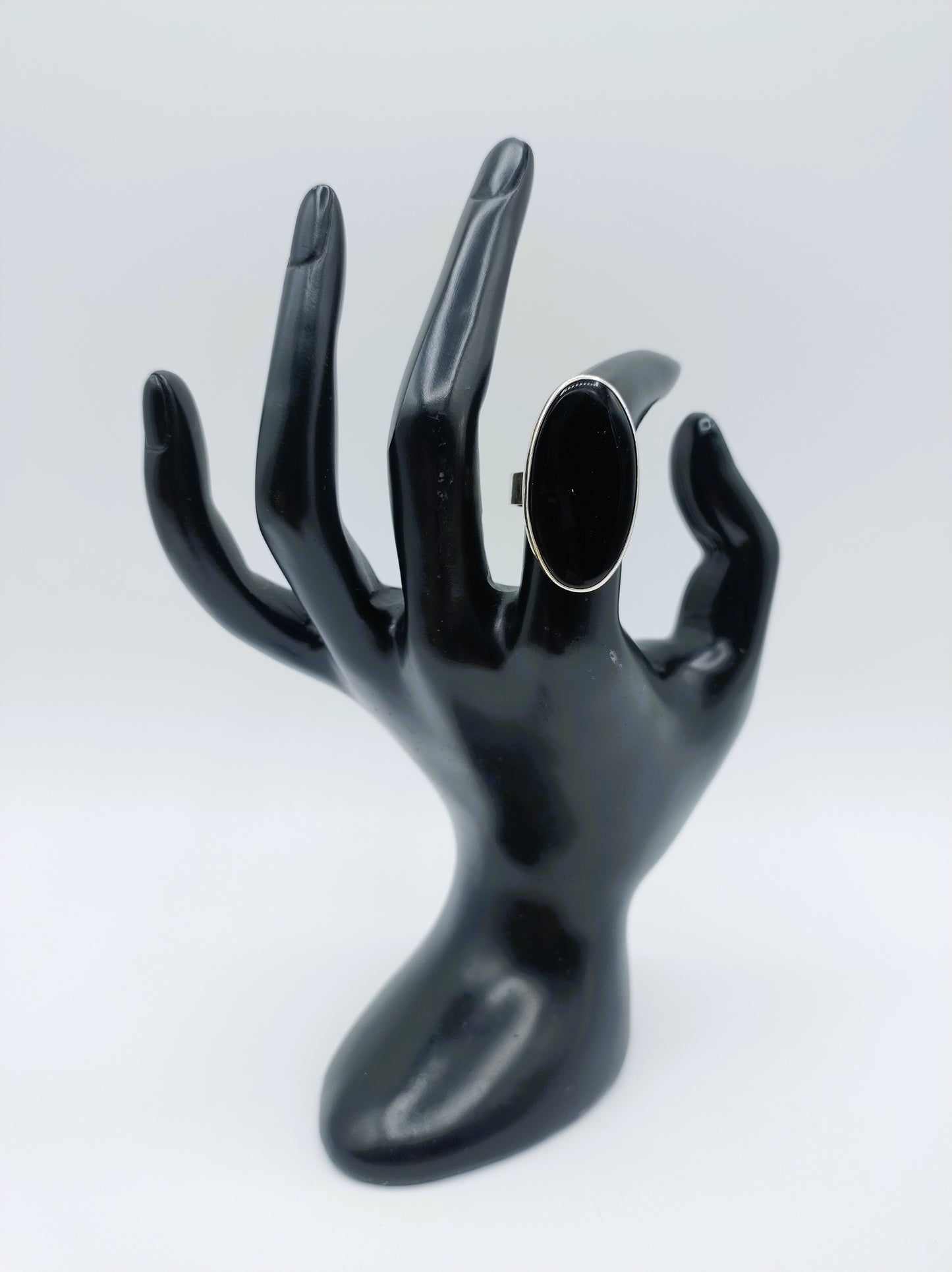Zilveren ring met Onyx, 835, 17 mm