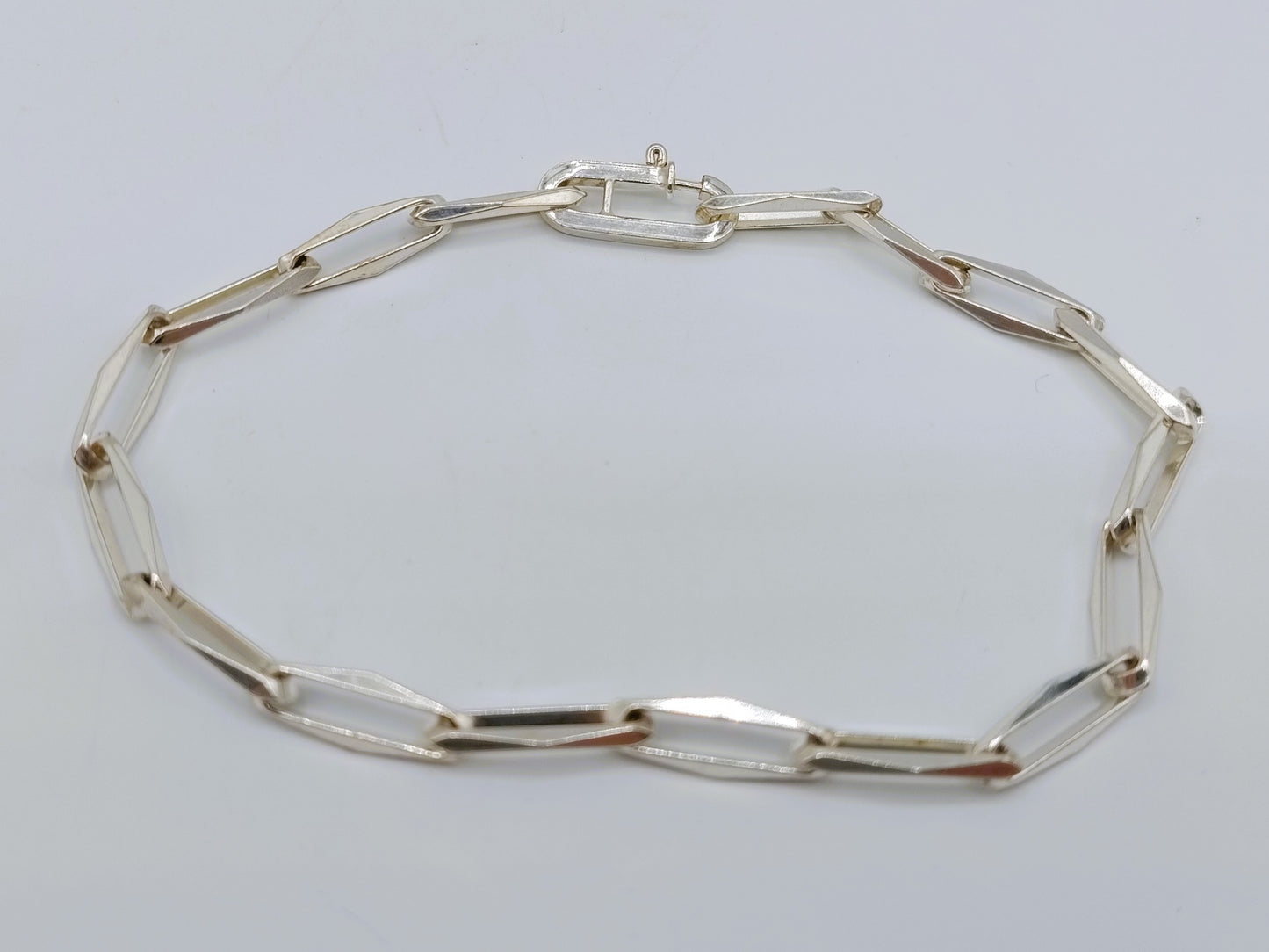 Zilveren 'close forever' armband, 18,5 cm