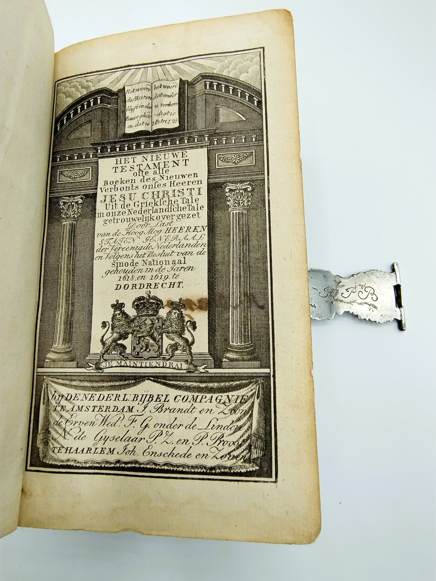 Bible with silver lock R. van der Wolde, Meppel, 1810
