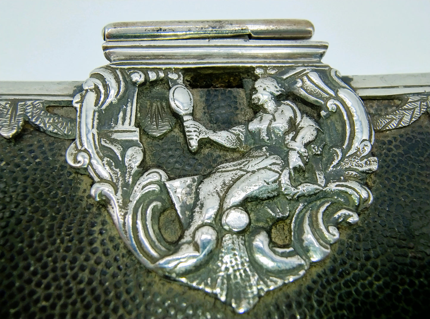 18e Eeuwse Bijbel met zilveren beslag en sloten, H.P. Kremer, Groningen, ca. 1808