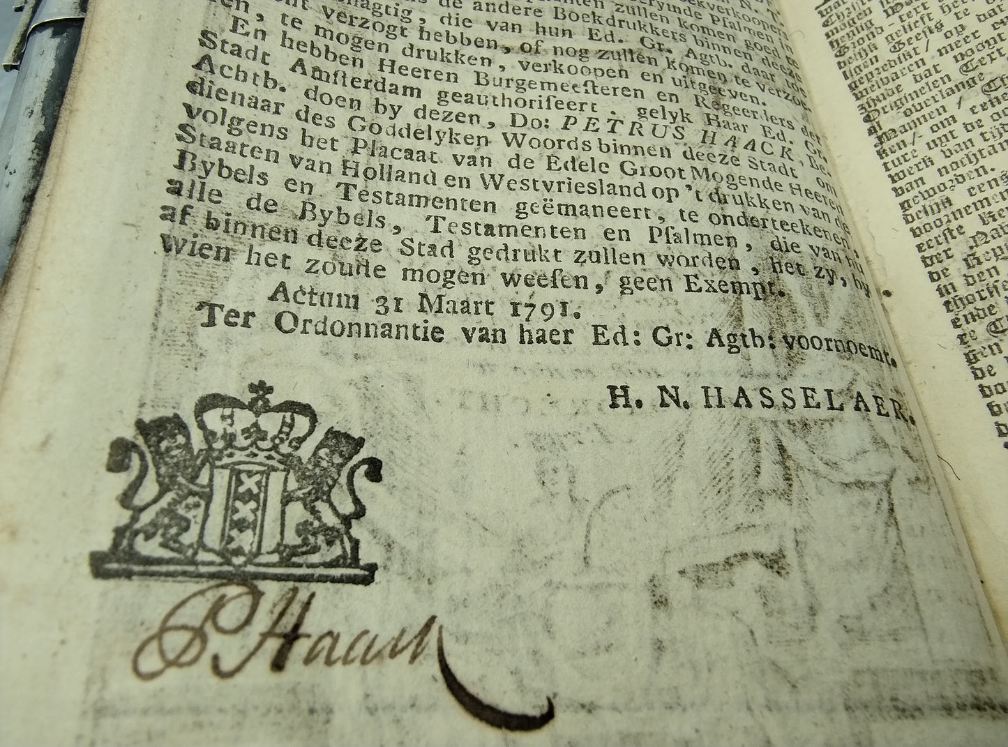 18e Eeuwse Bijbel met zilveren beslag en sloten, H.P. Kremer, Groningen, ca. 1808