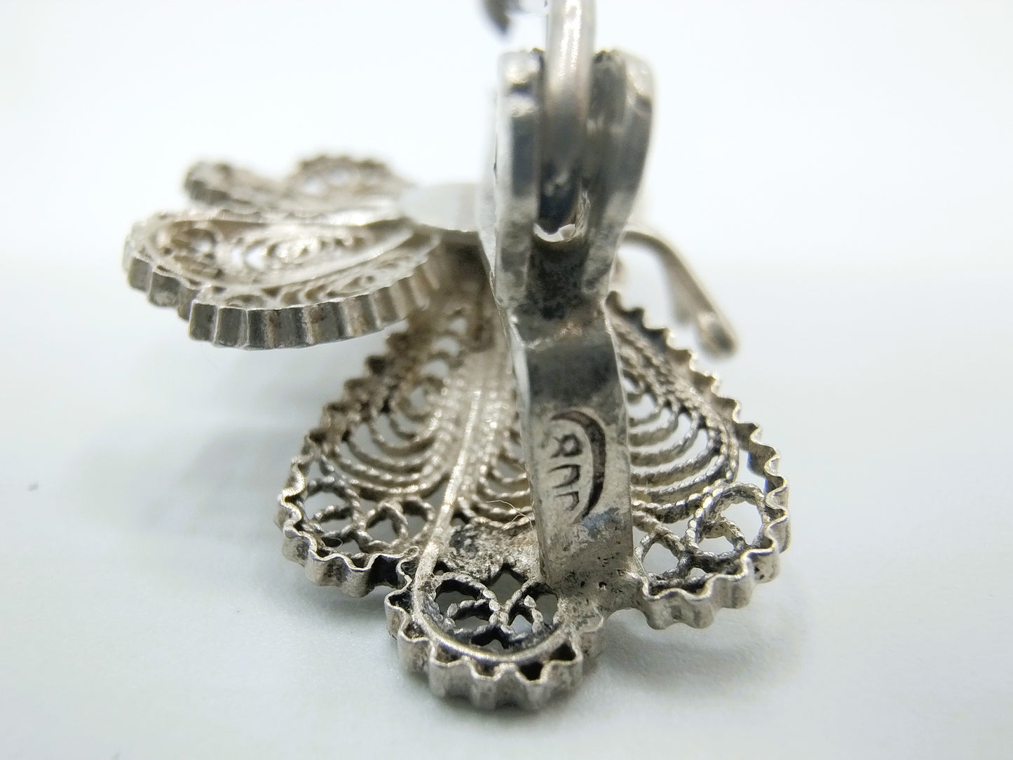 Zilveren vlinder filigrein broche, 800