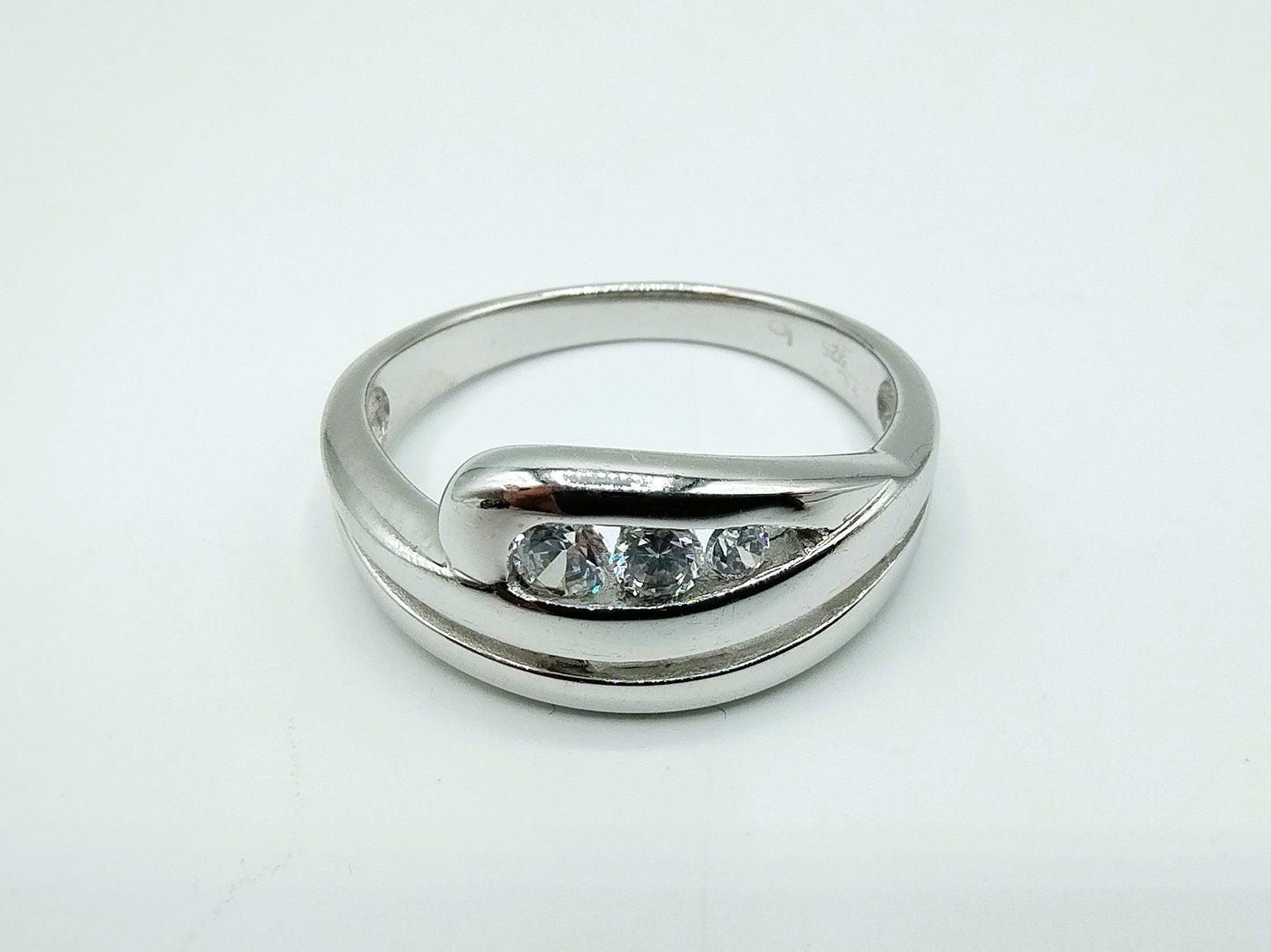 Zilveren ring met zirkonia, 19 mm