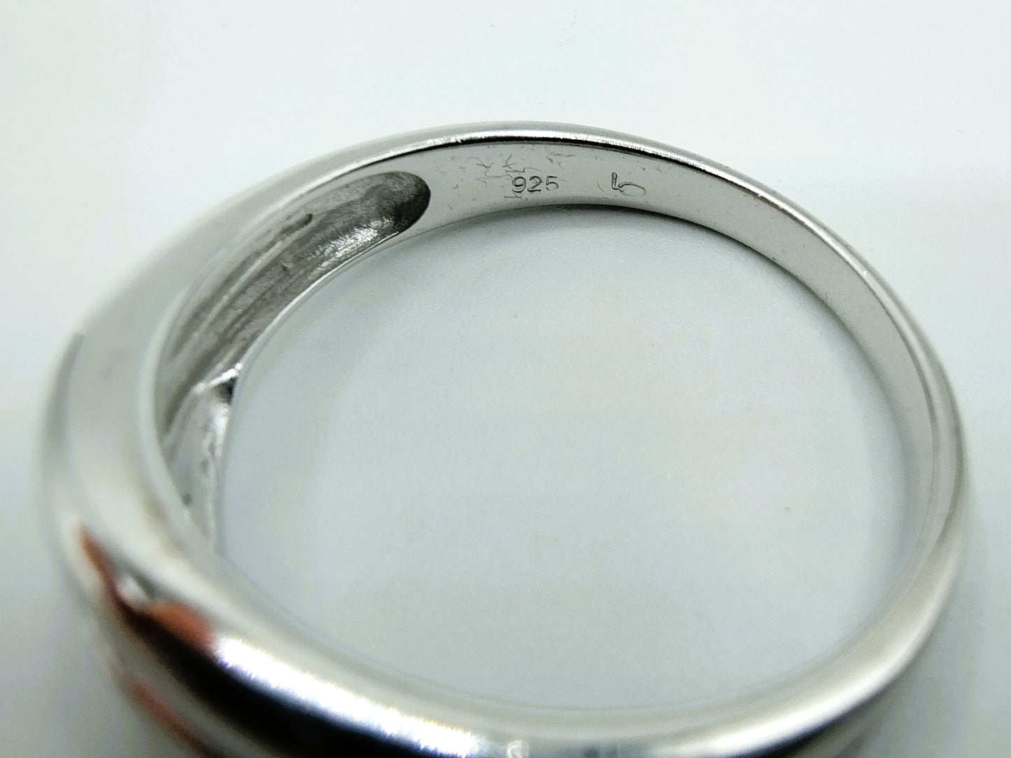 Zilveren ring met zirkonia, 19 mm