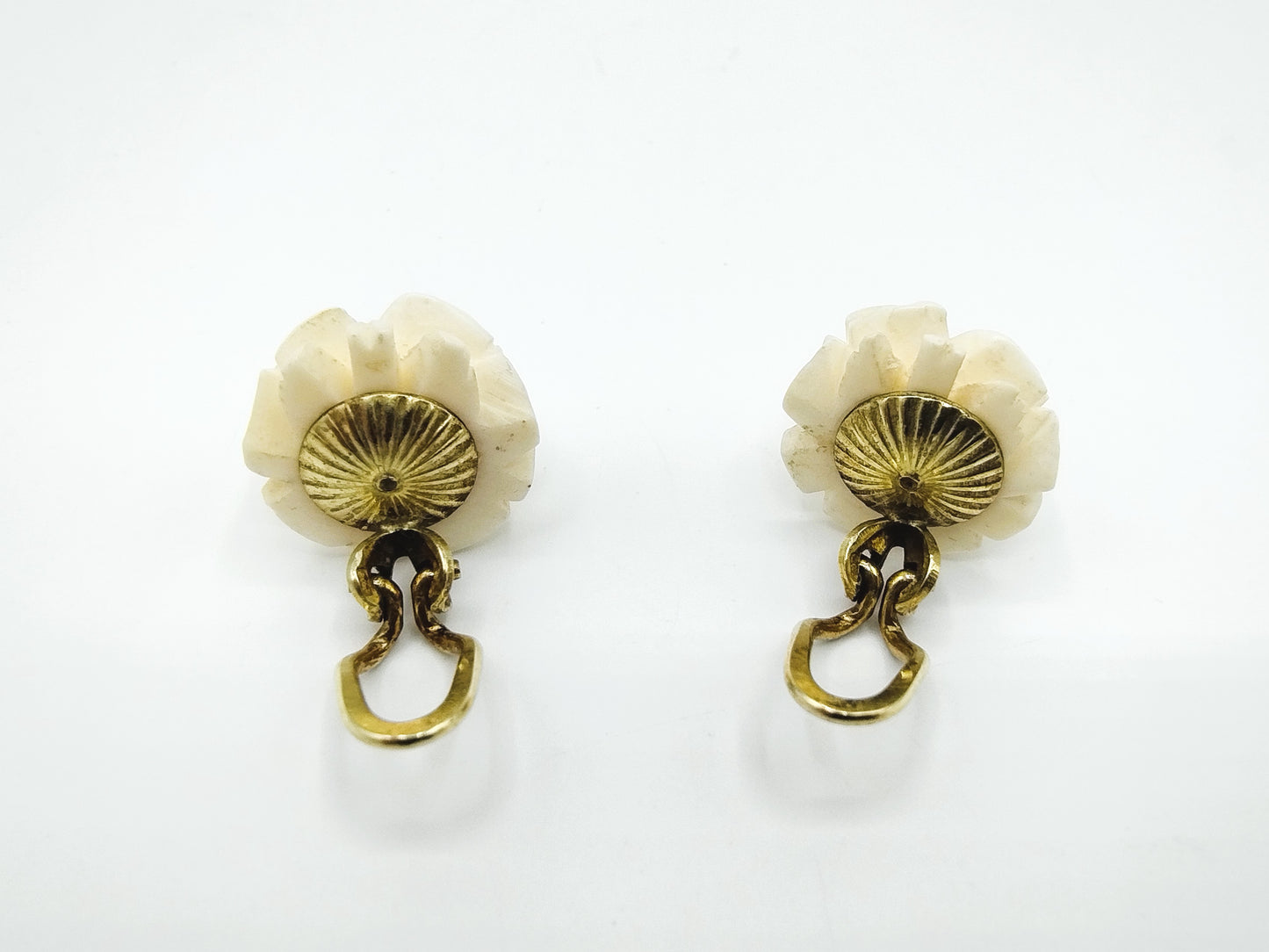 Vintage zilveren clip oorbellen met witte rozen