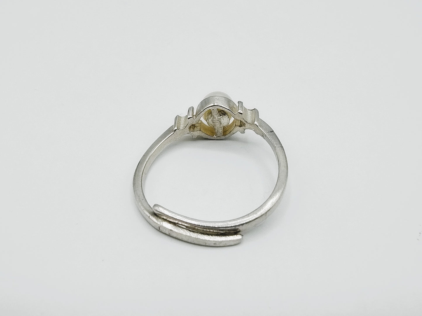 Zilveren ring met parel, universele maat