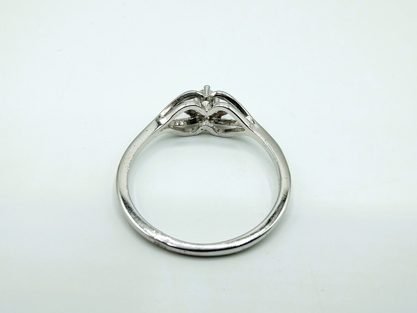Zilveren ring met zirkonia, 17 mm