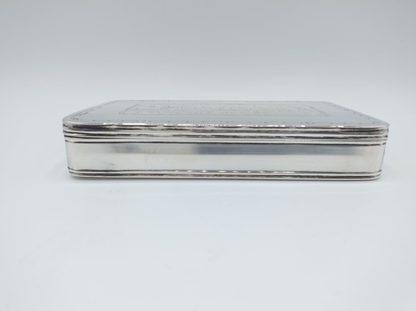 Silver tobacco box, J.W. van Eijssen, Amsterdam, 1801