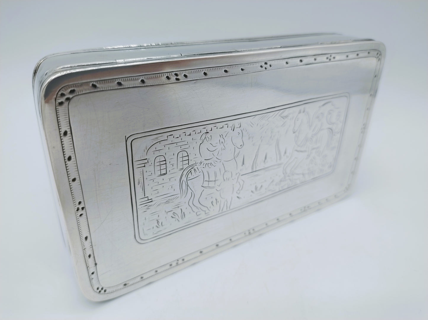 Silver tobacco box, J.W. van Eijssen, Amsterdam, 1801