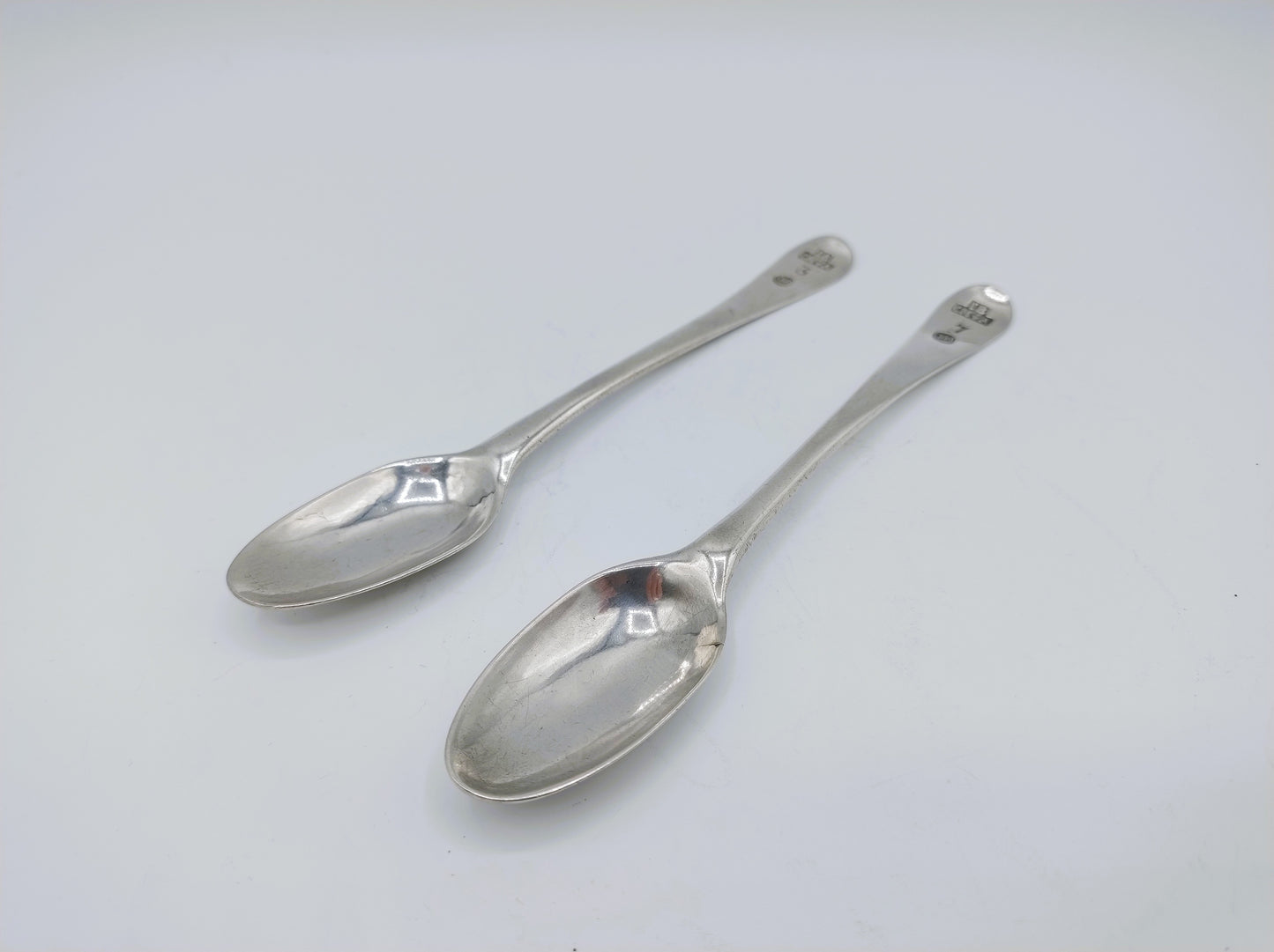 2 Zilveren lepels, L.P. Hackzell, Örebro, Zweden, ca. 1770