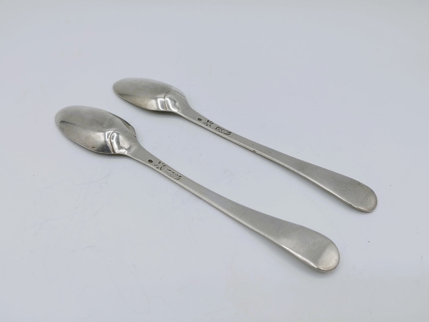 2 Zilveren lepels, L.P. Hackzell, Örebro, Zweden, ca. 1770