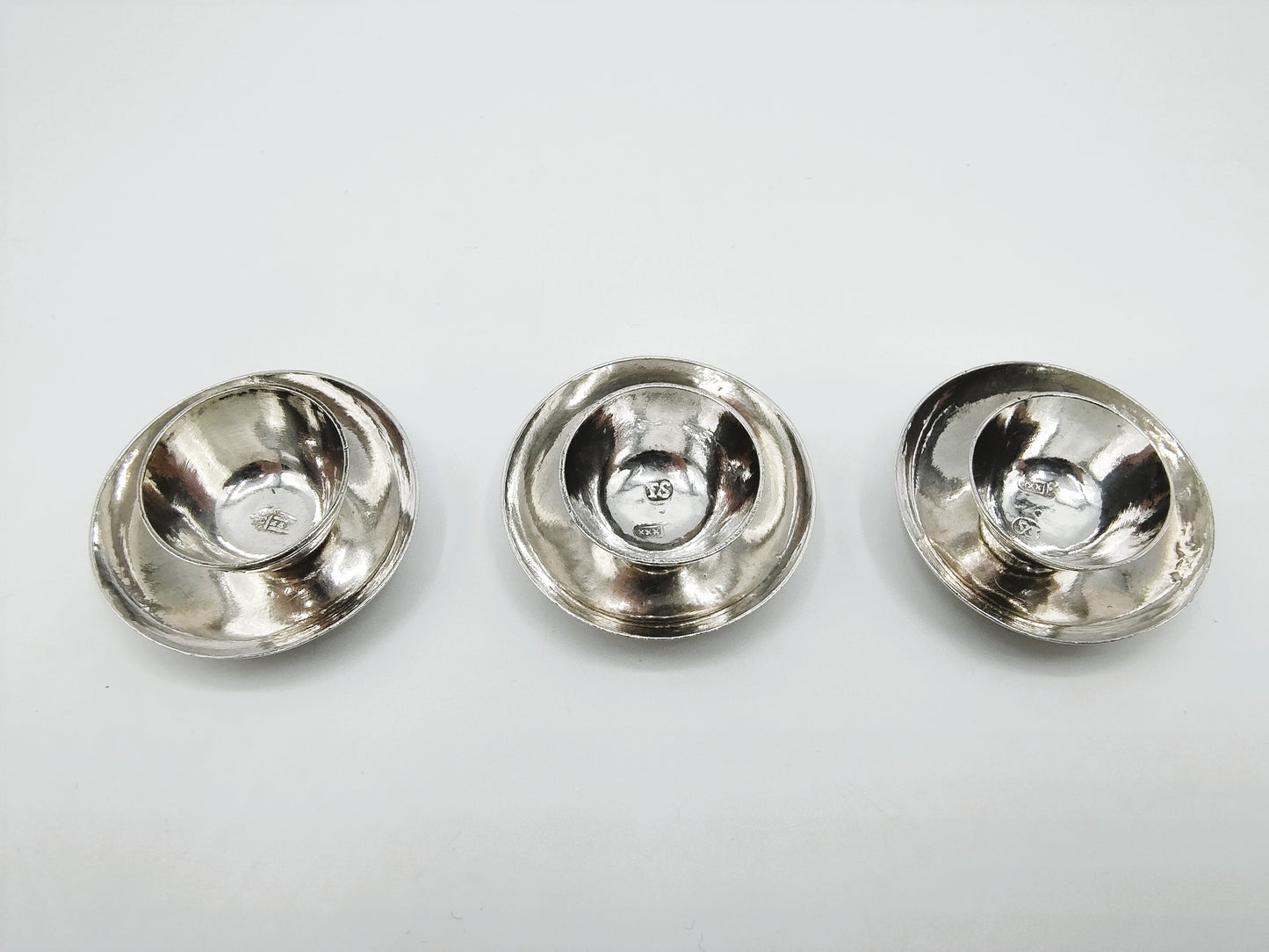 Silver plate and bowl, F. van Strant I, Amsterdam, ca. 1720, 3 available in total